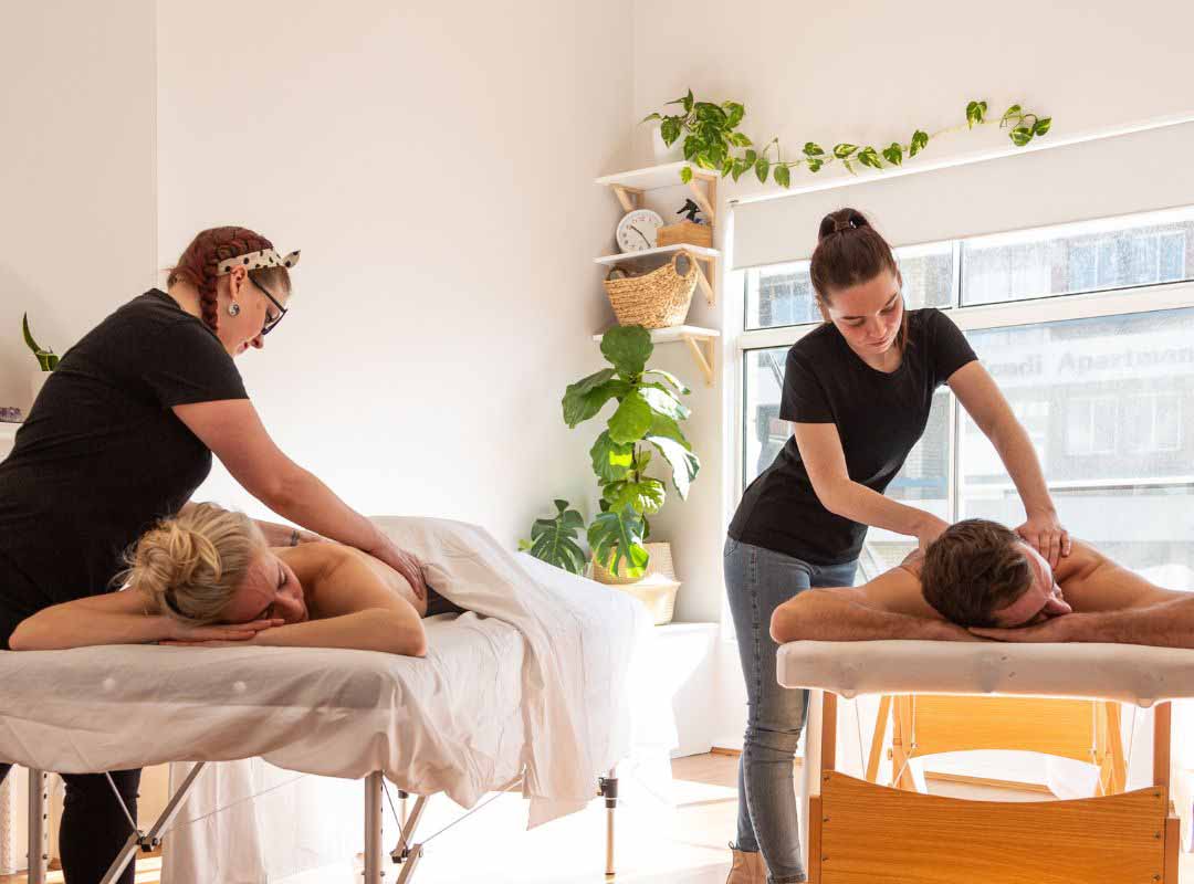 Why Health Practitioners Choose Massage Space Rental Miramar Beach For Their Services