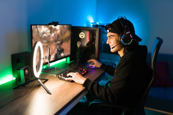 Why Online Gaming Has Become More About Experience Than Simple Mechanics